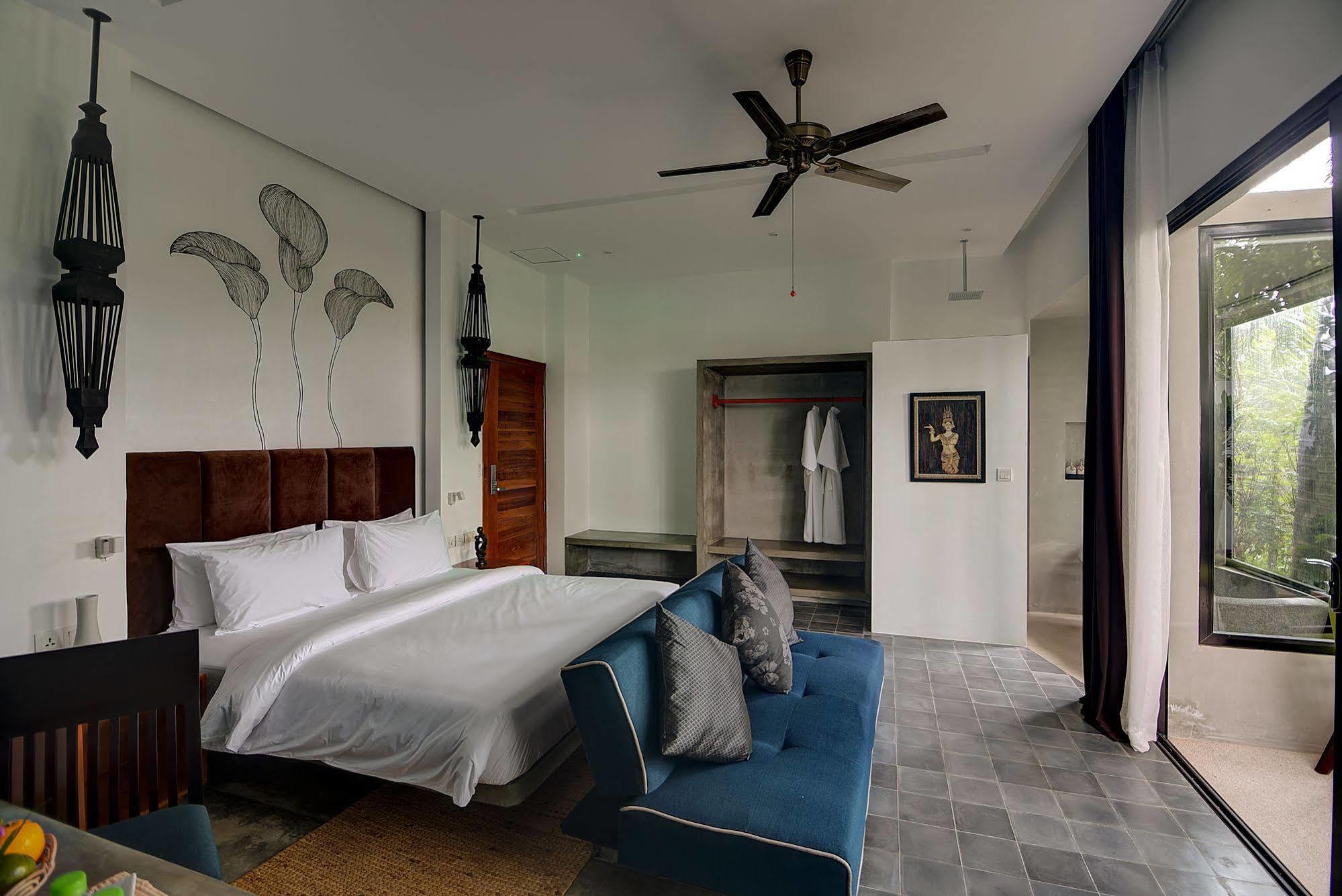 Theary's Luxury Hotel