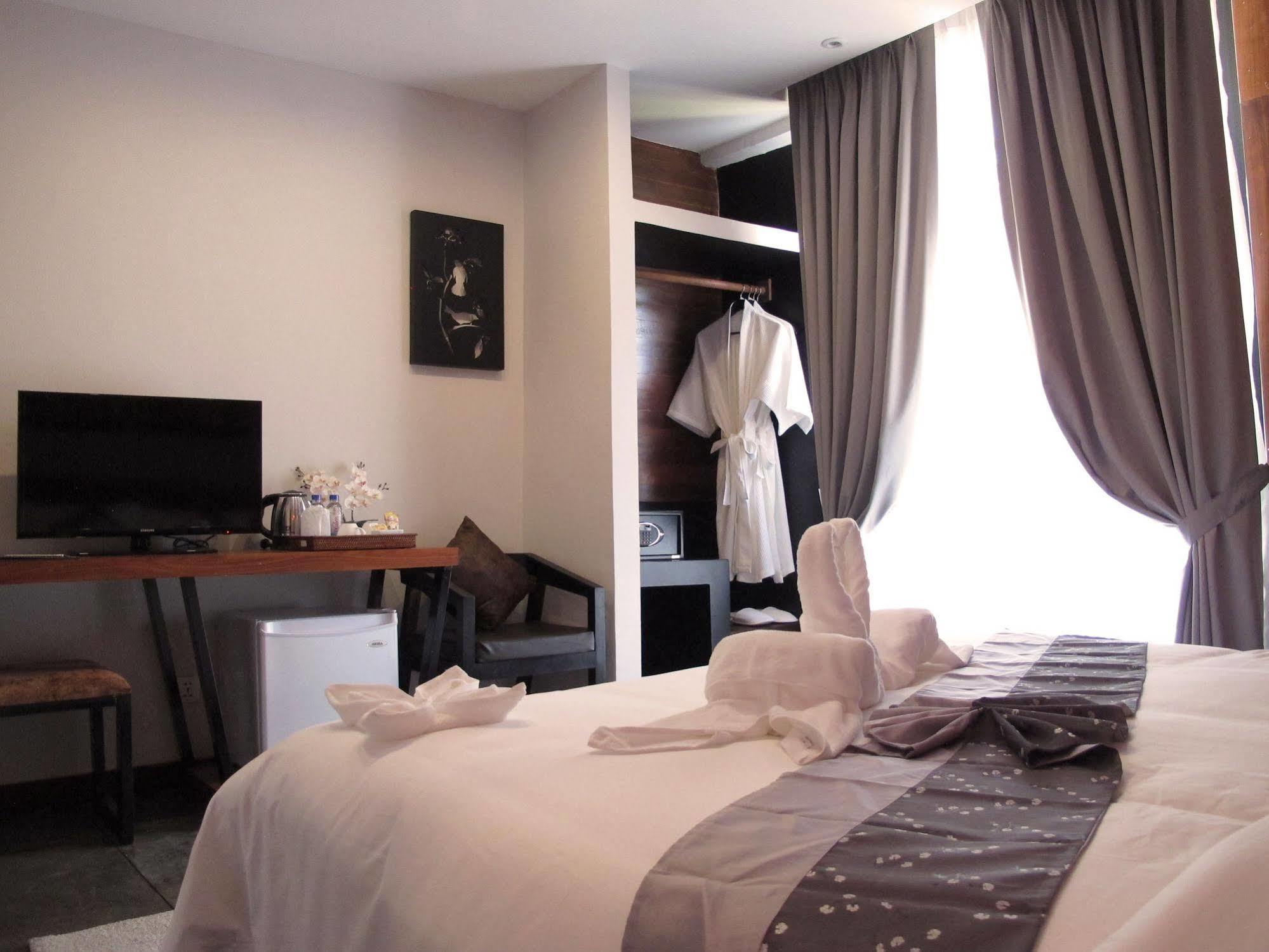 Hotel Tonle Tropic Boutique Siem Reap