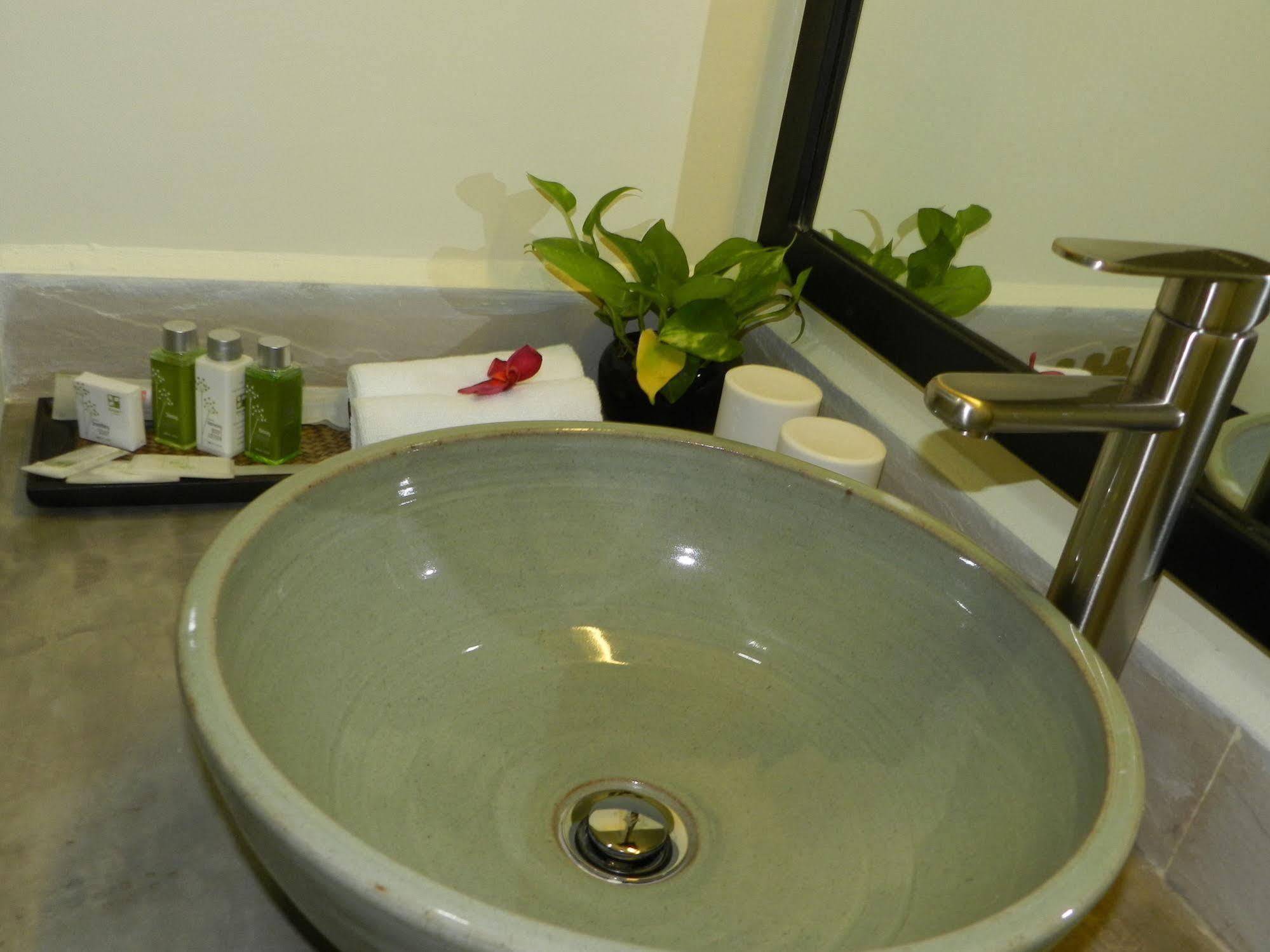 Hotel Nissa 3*