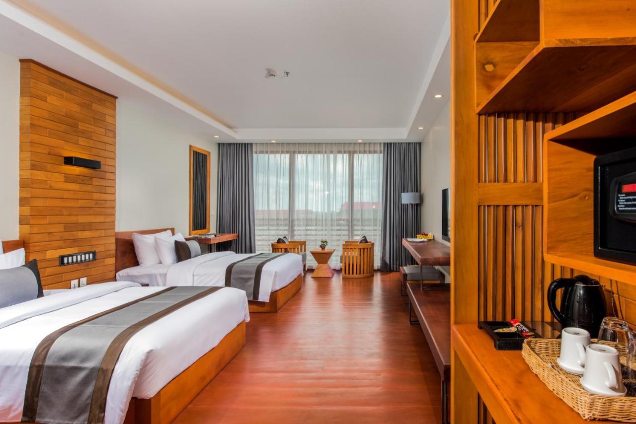 Hotel Pacific Premier & 5*
