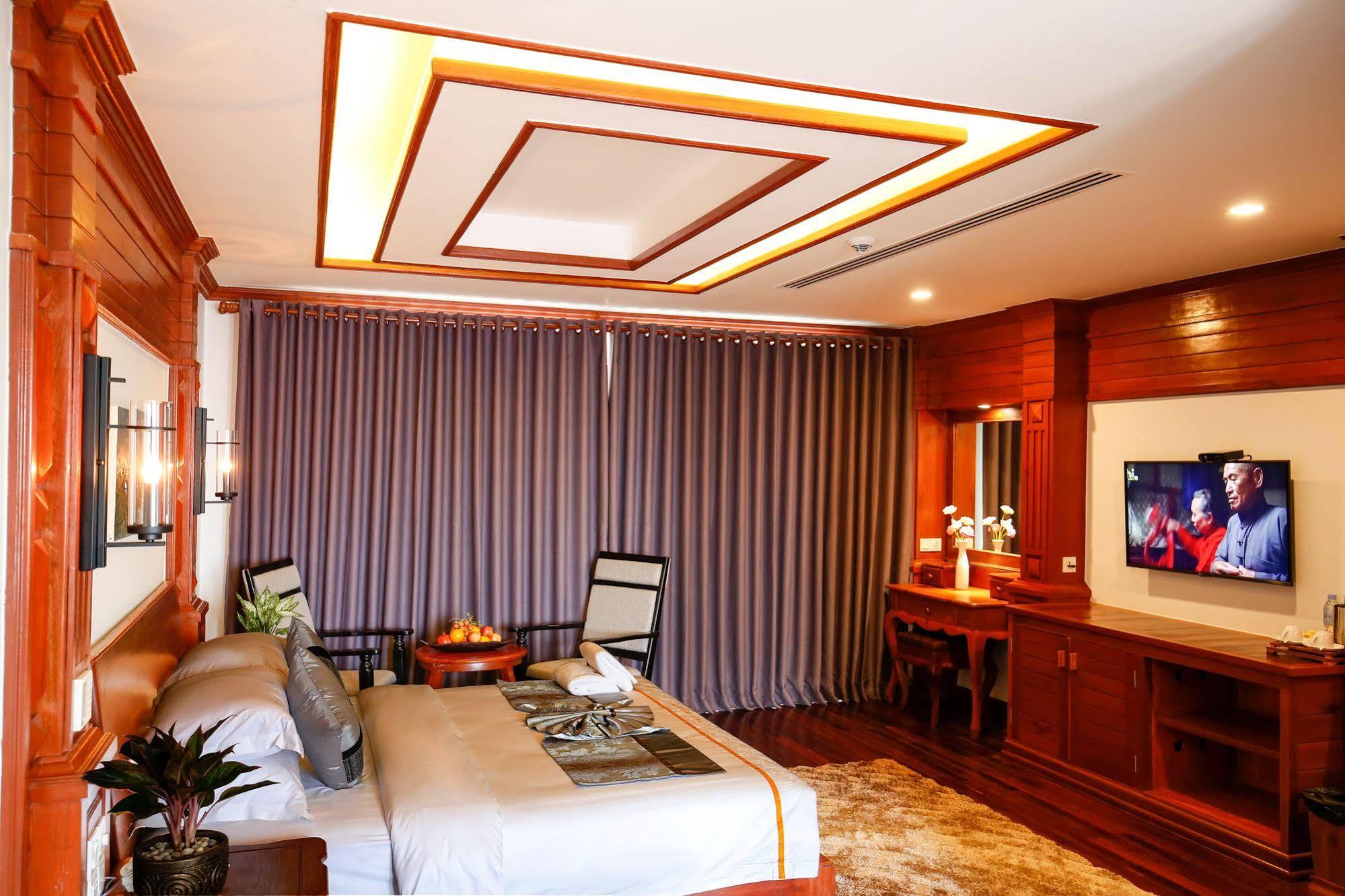 Hotel The Night Hotel Siem Reap
