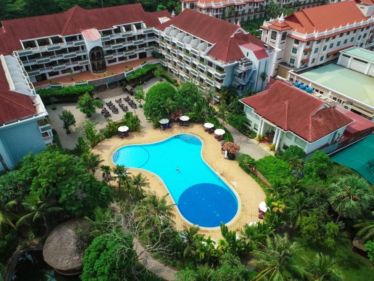 Angkor Century & 5*
