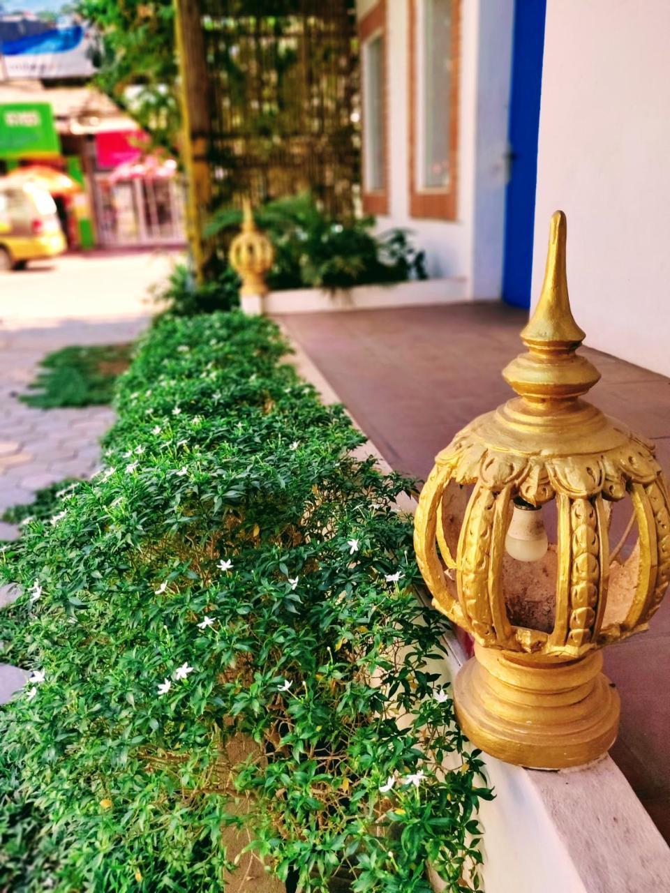 The Cashew Nut 3* Siem Reap