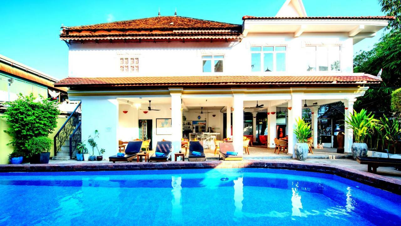 Wat Damnak Hotel