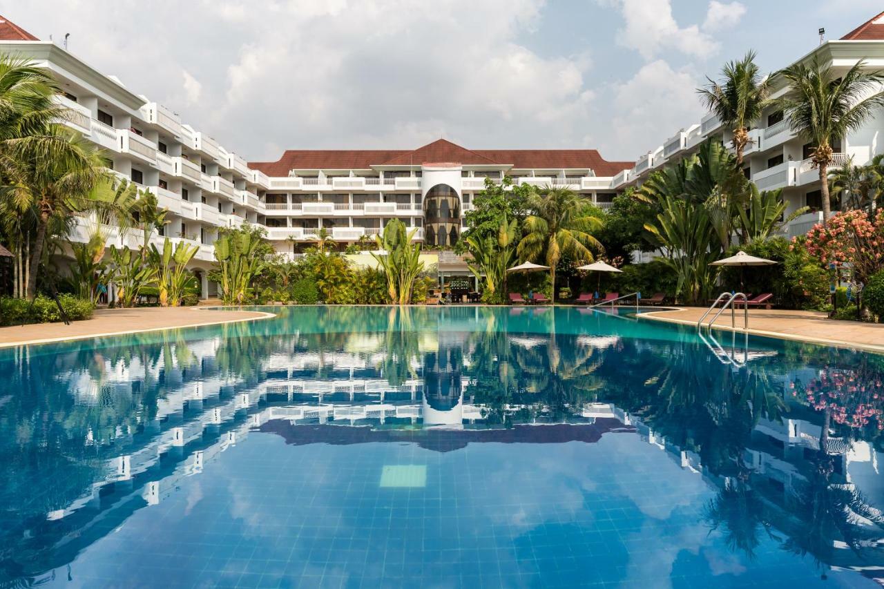 Hotel Angkor Century &
