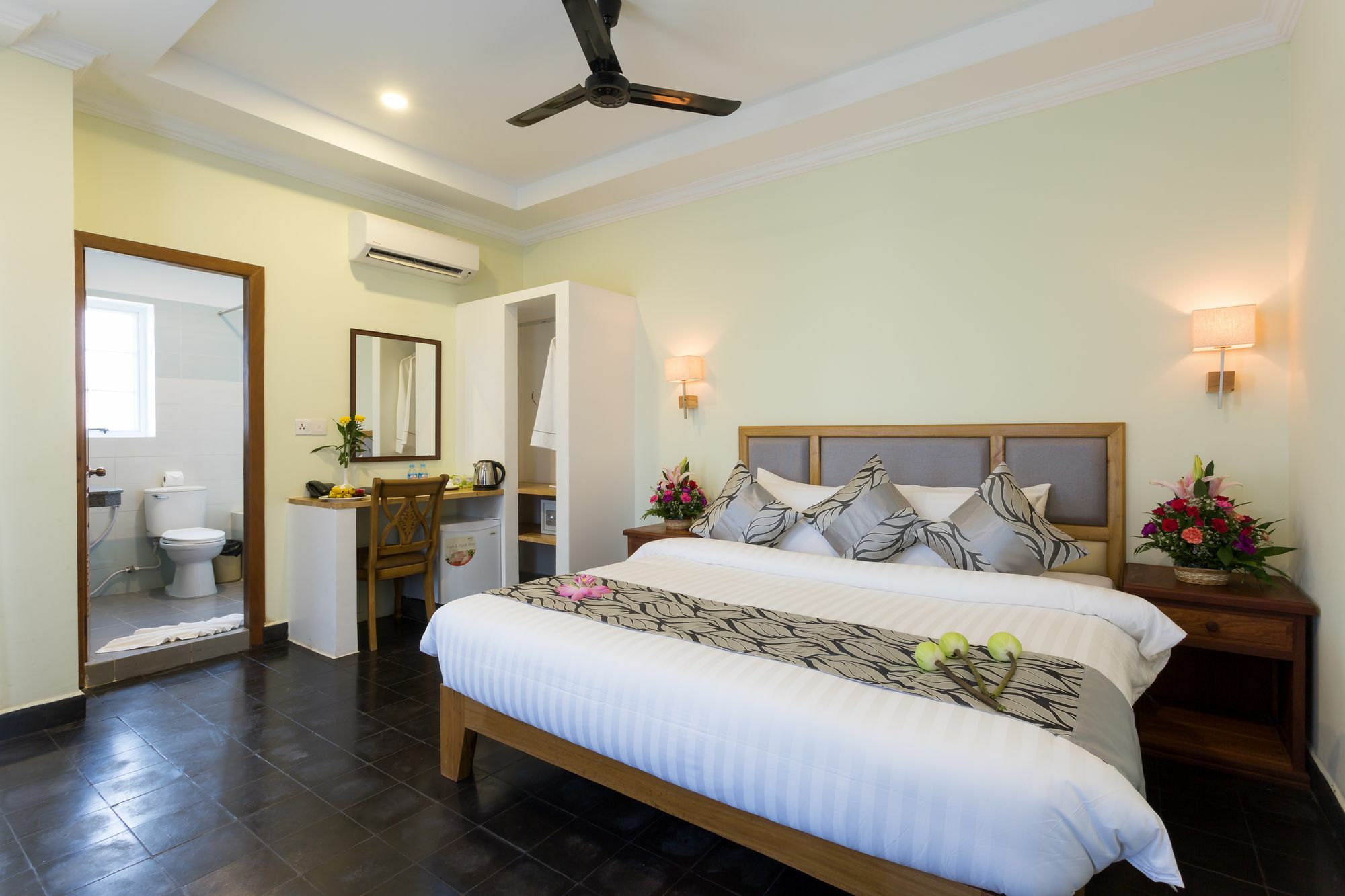 Grand Bayon Hotel