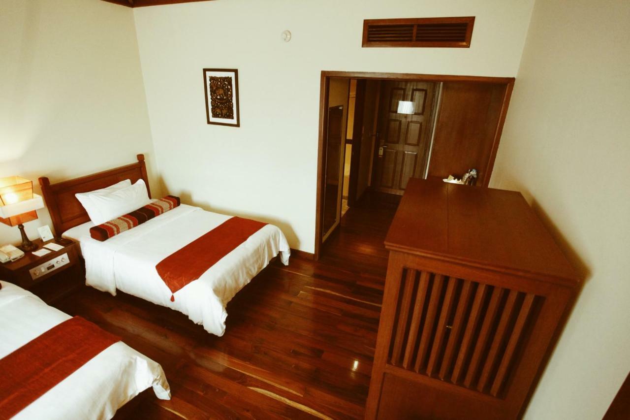 Resort Royal Angkor & 5*