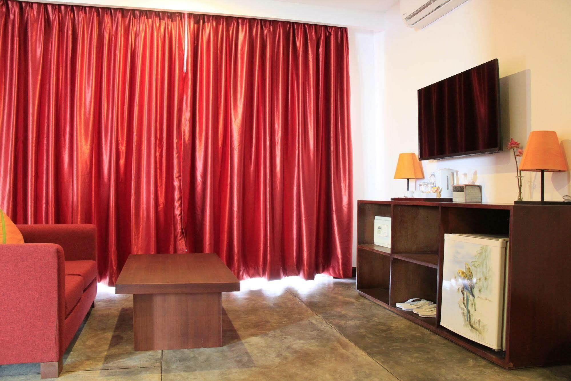 Khách sạn Mekong Angkor Deluxe