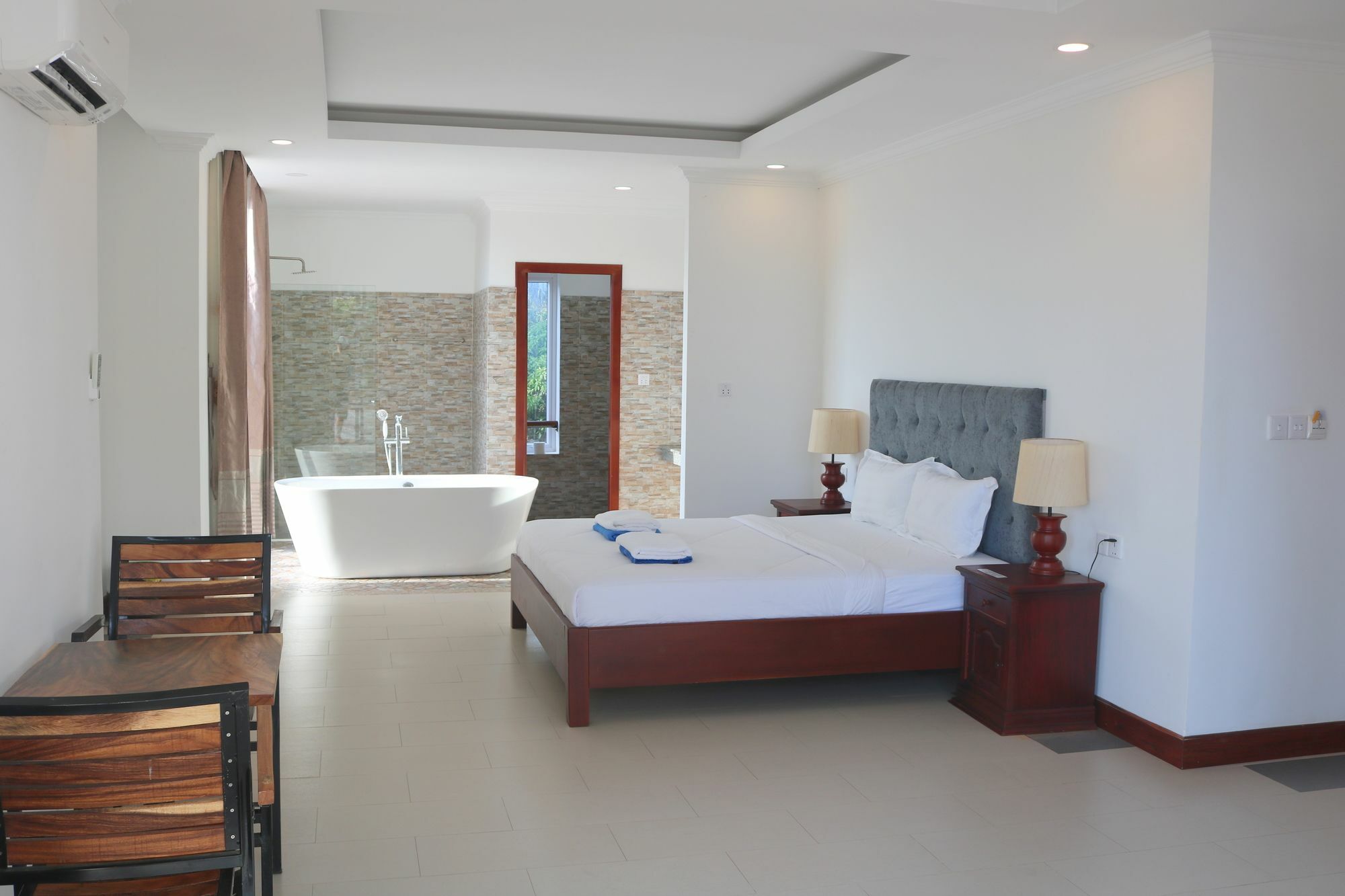 Hideout - - Adults Only 3*